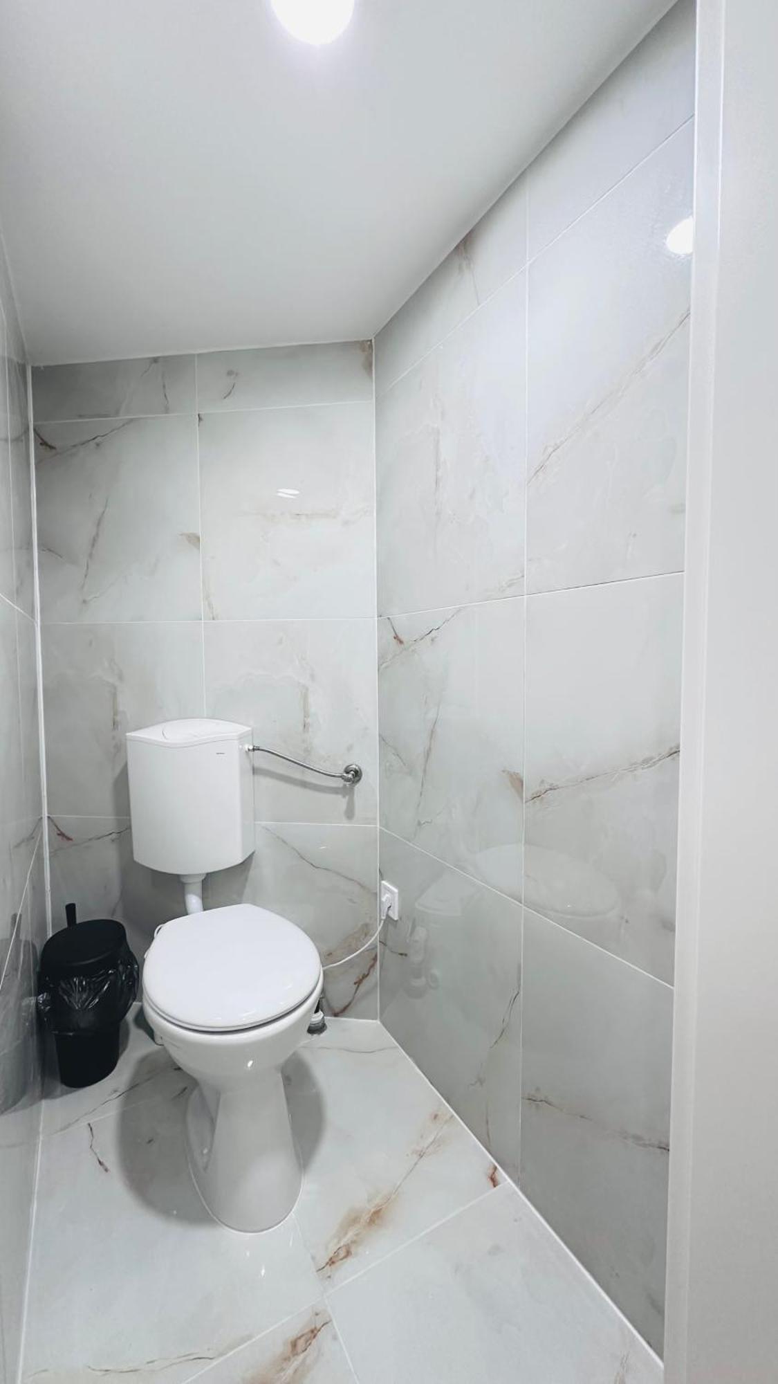 Jozsef 65 Apartment Budapest Bagian luar foto